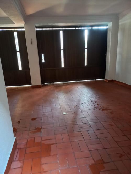 Casa de 5 alcobas en venta en Santa Anita, Cali, 228 m² · foto 3 de 16