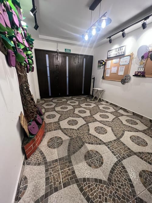Casa de 12 alcobas en venta en Aranjuez, Cali, 540 m² · foto 2 de 22