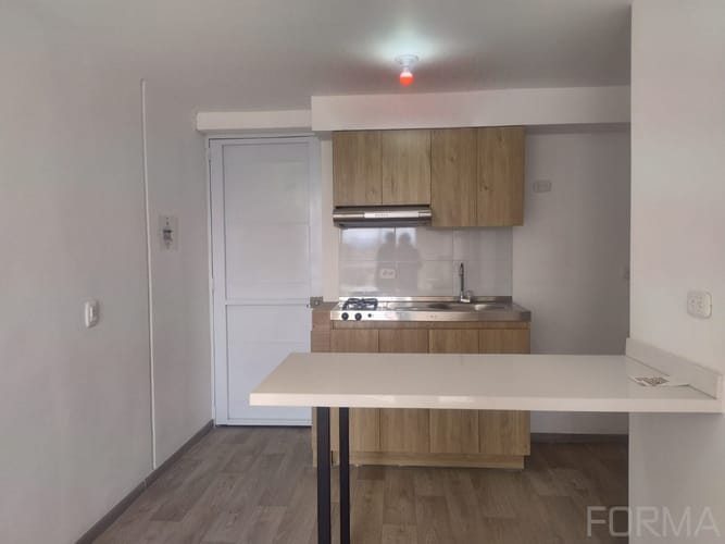 Apartamento de 1 alcoba en arriendo en El Vergel, Bogotá, 30 m² · foto 3 de 14