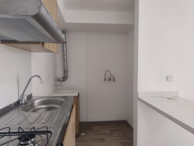 Apartamento de 1 alcoba en arriendo en El Vergel, Bogotá, 30 m² · foto 9 de 14