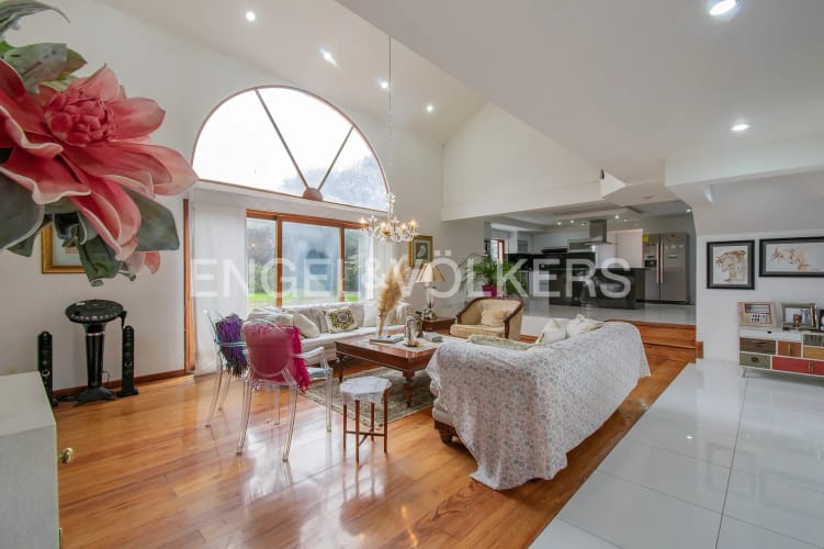 Casa de 5 alcobas en venta en Yerbabuena, Chía, 470 m² · foto 3 de 20