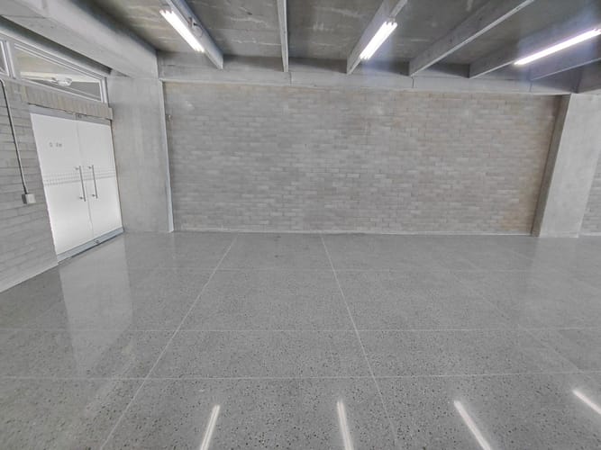 Oficina en arriendo en La Aguacatala, Medellín, 395 m² · foto 15 de 15