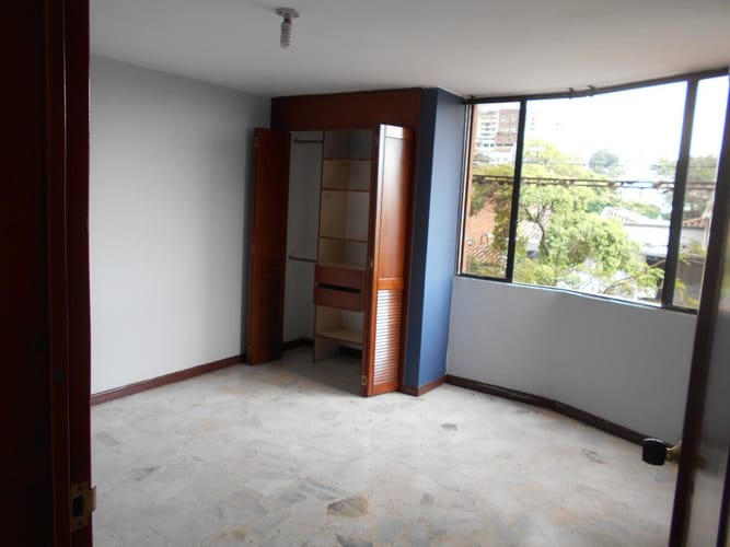 Apartamento de 3 alcobas en venta en Tejares De San Fernando, Cali, 87 m² · foto 5 de 24