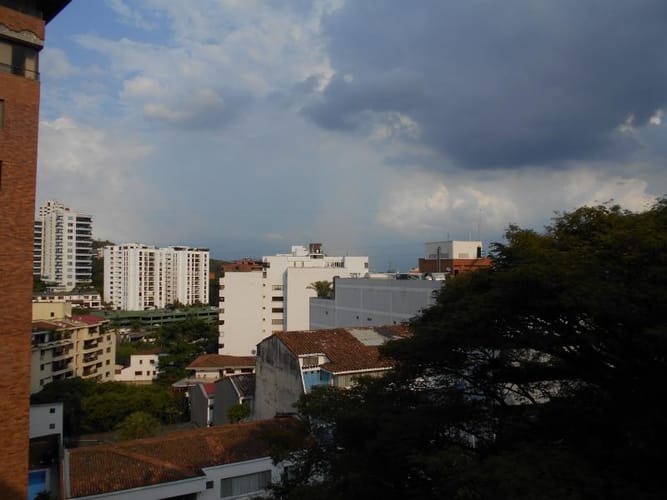 Apartamento de 4 alcobas en venta en Santa Teresita, Cali, 228 m² · foto 5 de 24