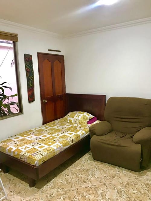 Casa de 5 alcobas en venta en El Ingenio, Cali, 340 m² · foto 11 de 18