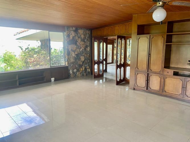 Casa de 7 alcobas en venta en Santa Monica, Cali, 833 m² · foto 4 de 24