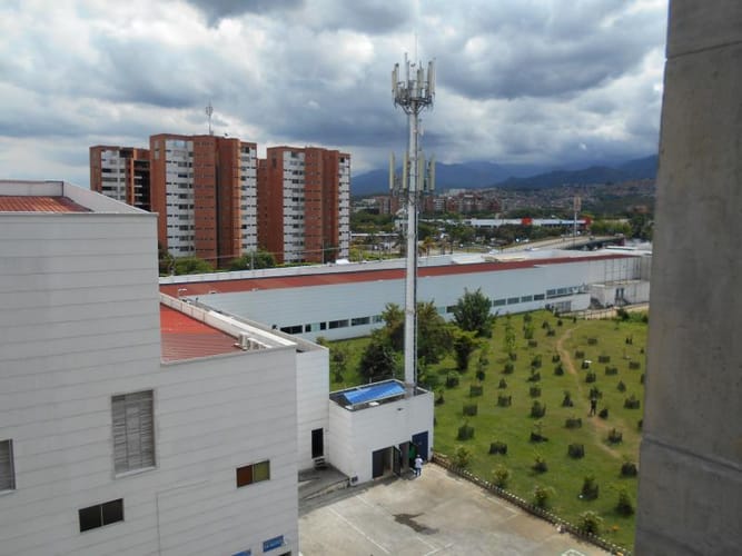 Apartamento de 3 alcobas en venta en Quintas De Don Simon, Cali, 91 m² · foto 9 de 23