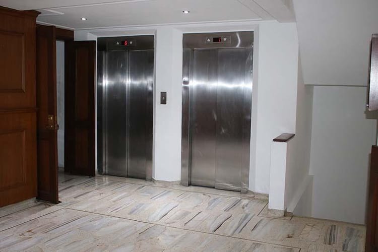 Apartamento de 3 alcobas en venta en Granada, Cali, 232 m² · foto 21 de 22