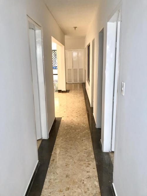 Oficina en arriendo en Las Vegas De Comfandi, Cali, 80 m² · foto 2 de 11