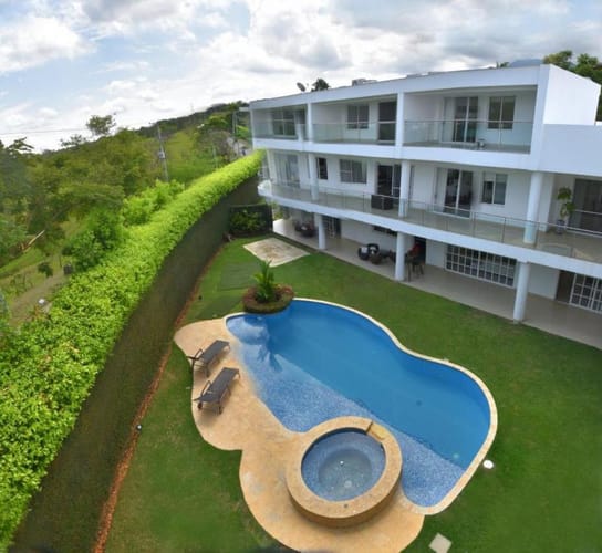 Casa de 10 alcobas en venta en Pance, Cali, 1600 m² · foto 2 de 20