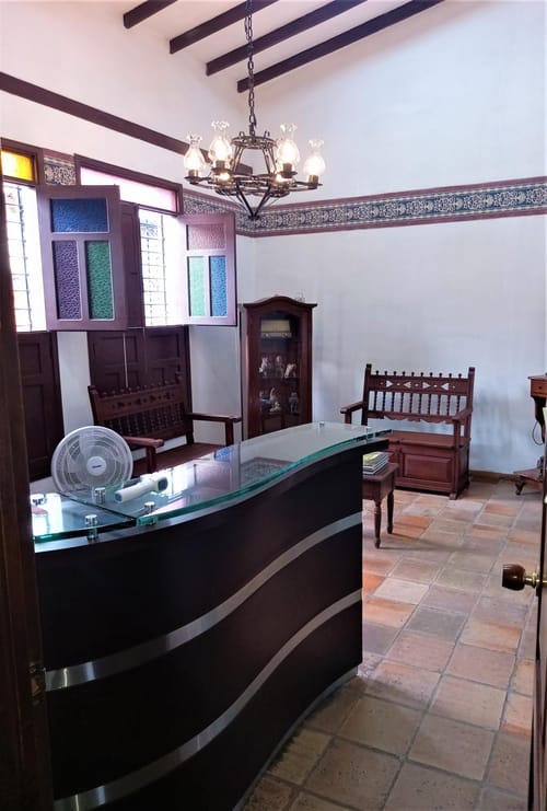 Casa de 7 alcobas en venta en San Antonio, Cali, 450 m² · foto 2 de 24