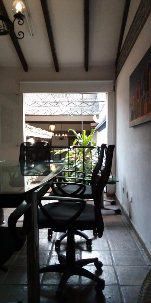 Casa de 7 alcobas en venta en San Antonio, Cali, 450 m² · foto 5 de 24