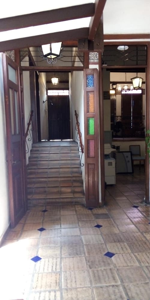 Casa de 7 alcobas en venta en San Antonio, Cali, 450 m² · foto 9 de 24