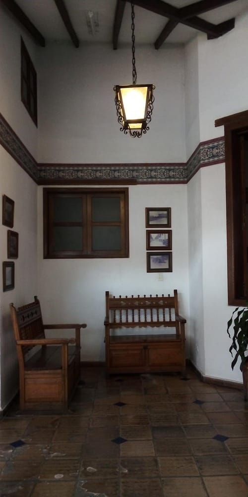 Casa de 7 alcobas en venta en San Antonio, Cali, 450 m² · foto 17 de 24