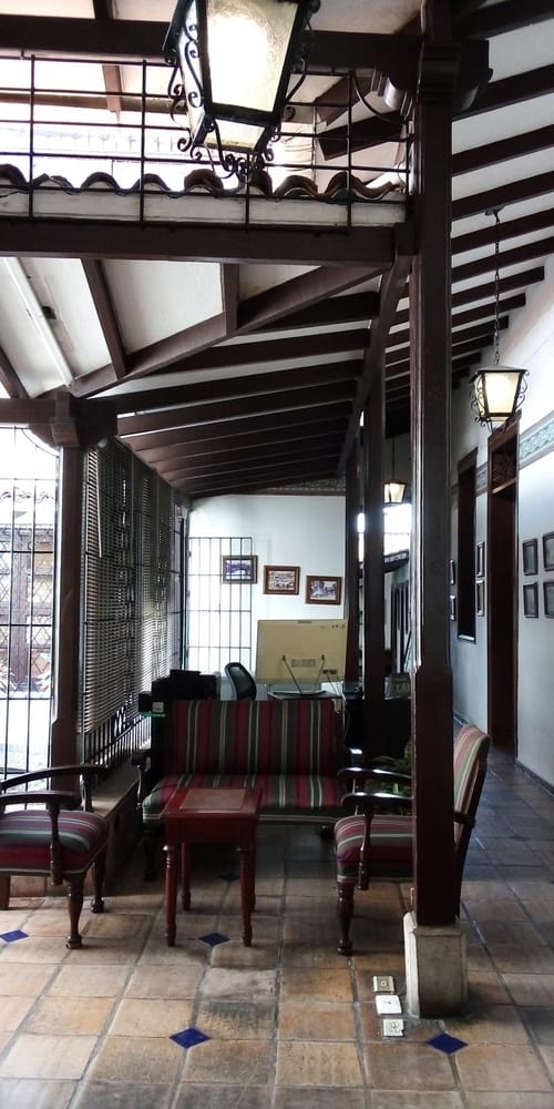 Casa de 7 alcobas en venta en San Antonio, Cali, 450 m² · foto 21 de 24