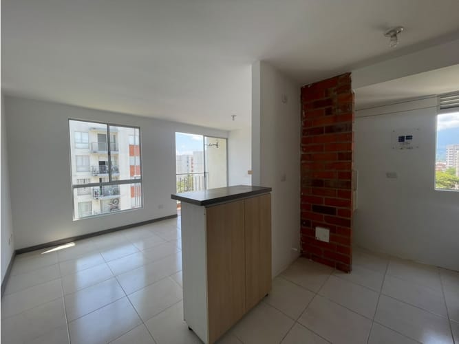 Apartamento de 3 alcobas en venta en Cr. Los Naranjos, Jamundí, 63 m² · foto 3 de 24