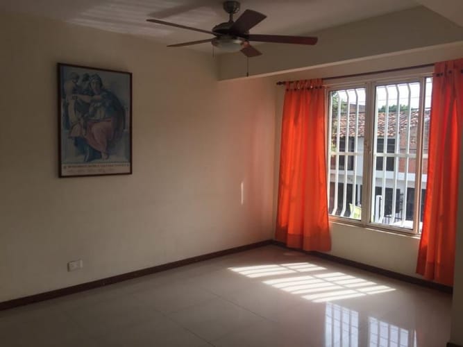 Casa de 3 alcobas en venta en Cañaverales, Cali, 73 m² · foto 2 de 14