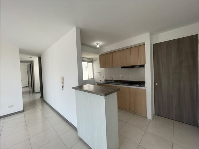 Apartamento de 3 alcobas en venta en Cr. Los Naranjos, Jamundí, 63 m² · foto 7 de 24