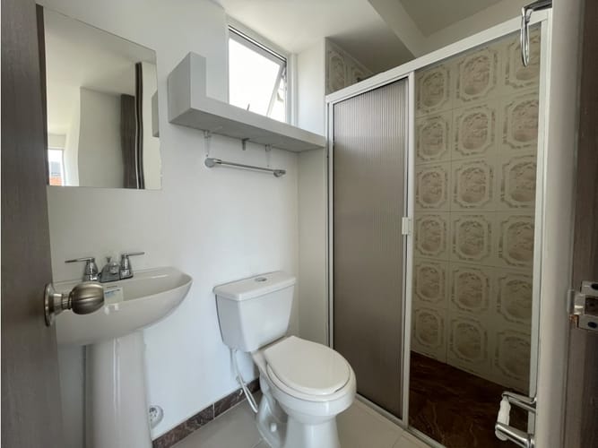Apartamento de 3 alcobas en venta en Cr. Los Naranjos, Jamundí, 63 m² · foto 9 de 24