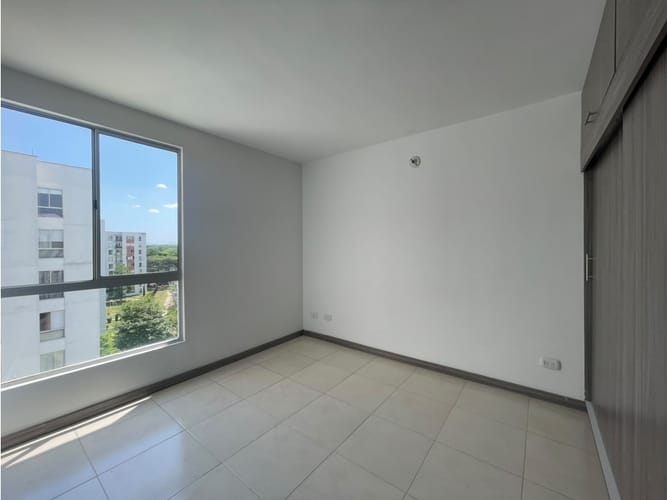 Apartamento de 3 alcobas en venta en Cr. Los Naranjos, Jamundí, 63 m² · foto 12 de 24