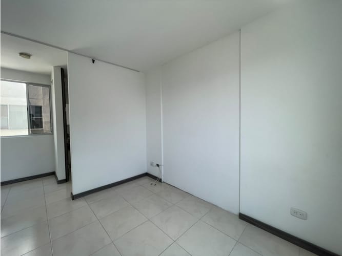 Apartamento de 3 alcobas en venta en Cr. Los Naranjos, Jamundí, 63 m² · foto 15 de 24