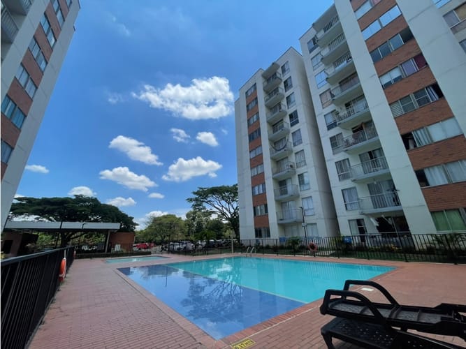 Apartamento de 3 alcobas en venta en Cr. Los Naranjos, Jamundí, 63 m² · foto 18 de 24