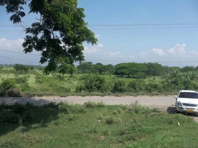 Lote en venta en Navarro, Cali, 86000 m² · foto 2 de 7