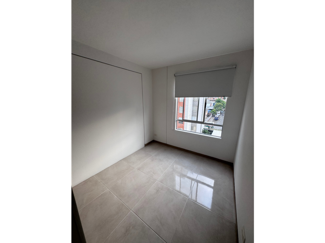 Apartamento de 3 alcobas en venta en Jorge Isaacs, Cali, 67 m² · foto 2 de 17