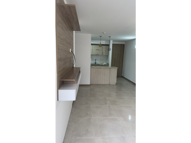 Apartamento de 3 alcobas en venta en Jorge Isaacs, Cali, 67 m² · foto 4 de 17