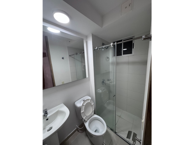 Apartamento de 3 alcobas en venta en Jorge Isaacs, Cali, 67 m² · foto 13 de 17