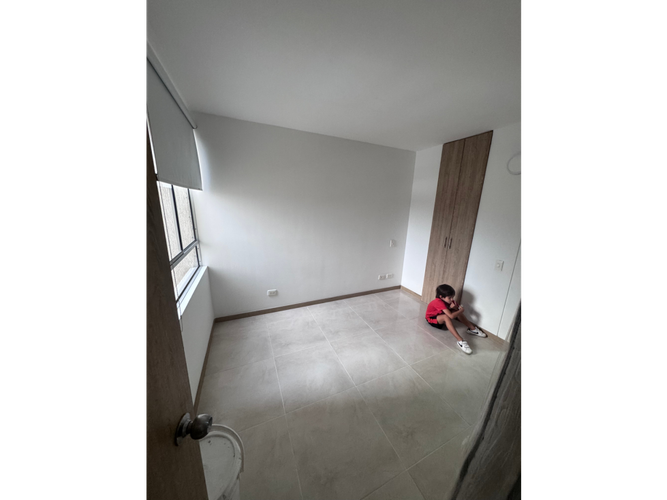 Apartamento de 3 alcobas en venta en Jorge Isaacs, Cali, 67 m² · foto 15 de 17