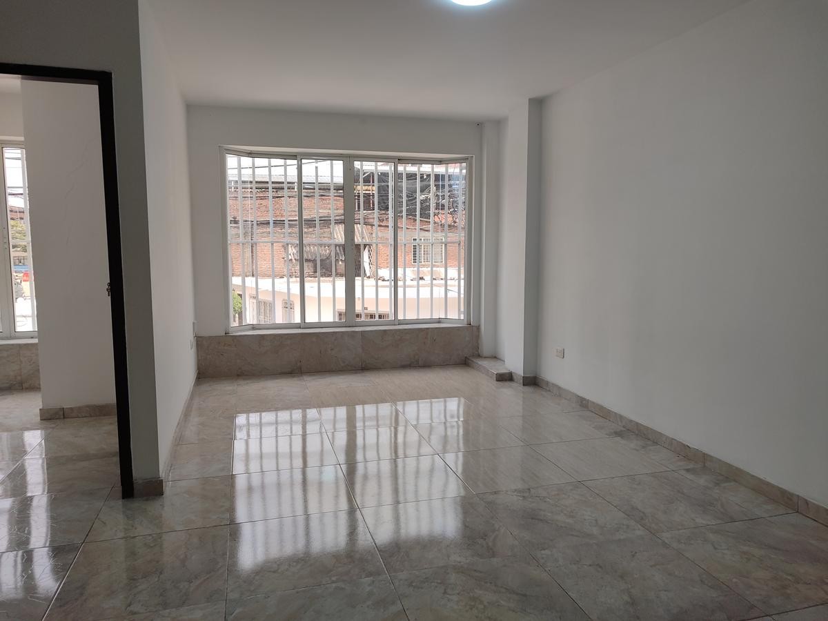 Apartamento en arriendo en Troncal, Cali · foto 3 de 10