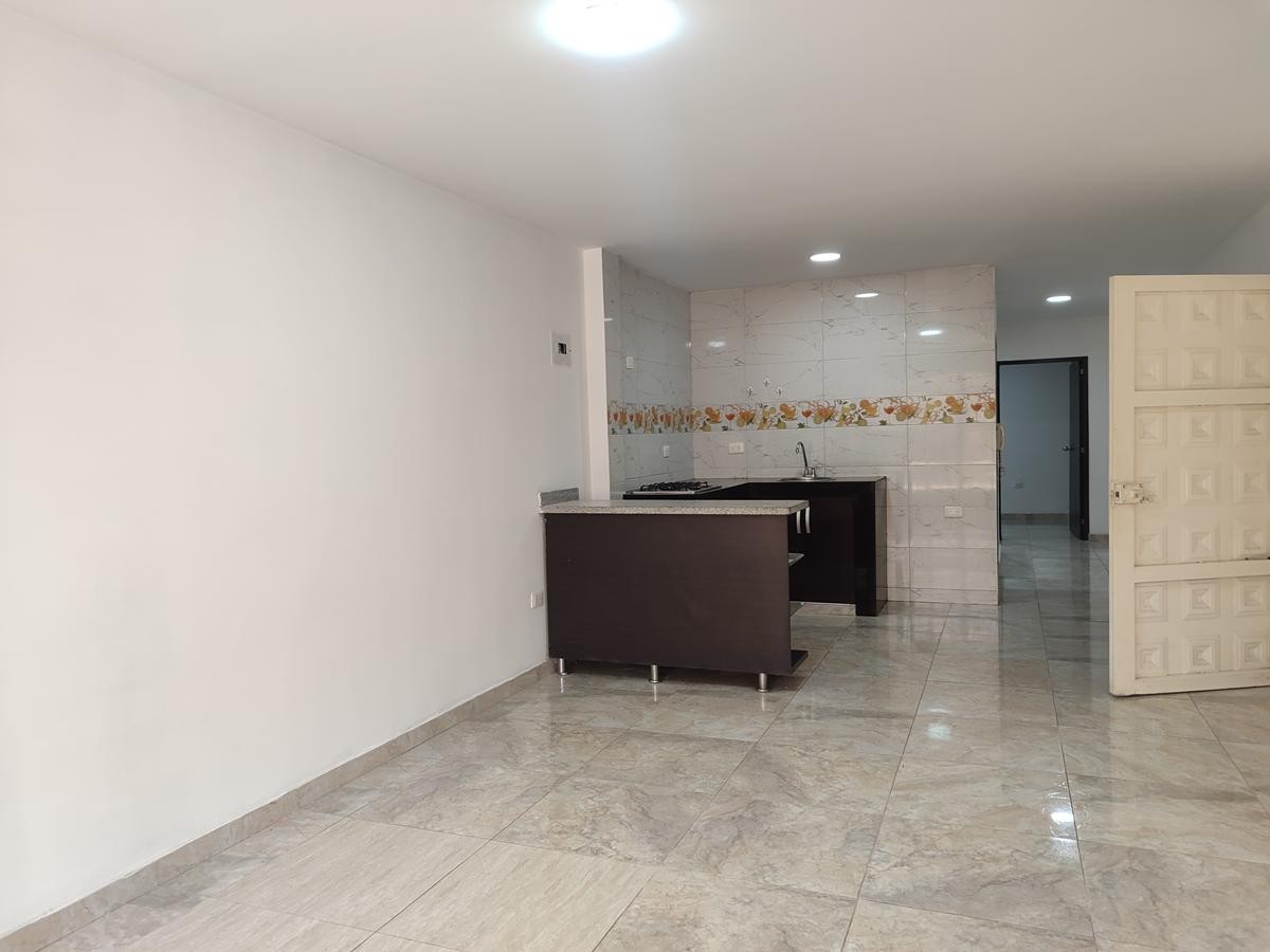 Apartamento en arriendo en Troncal, Cali · foto 6 de 10