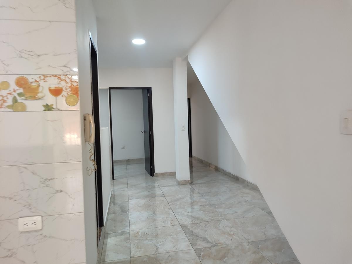 Apartamento en arriendo en Troncal, Cali · foto 8 de 10