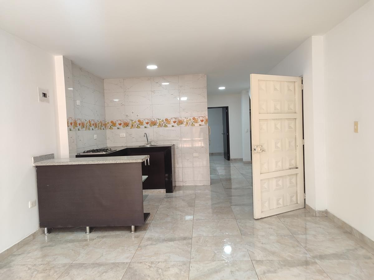 Apartamento en arriendo en Troncal, Cali · foto 4 de 10