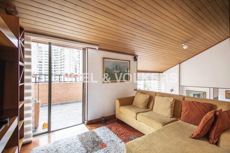 Apartamento de 3 alcobas en venta en Los Rosales, Bogotá, 195 m² · foto 7 de 18
