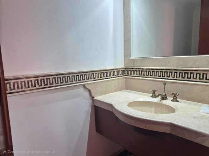 Apartamento de 3 alcobas en venta en La Cabrera, Bogotá, 220 m² · foto 13 de 14