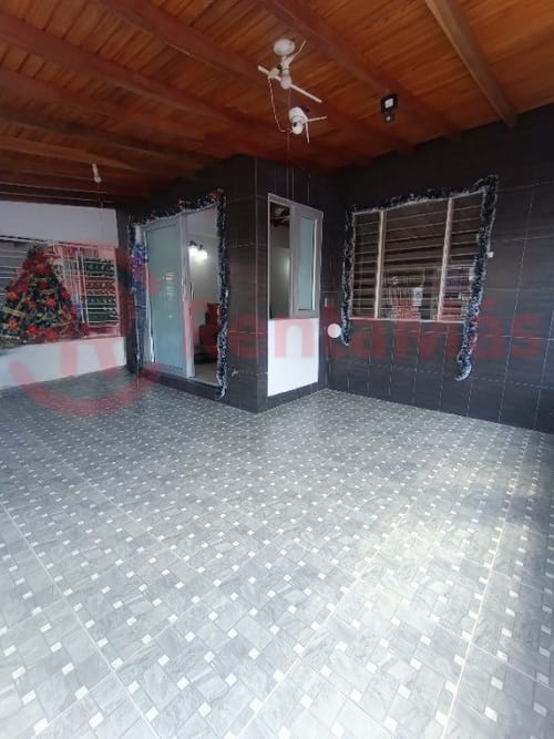 Casa de 3 alcobas en venta en Cúcuta, 102 m² · foto 3 de 16