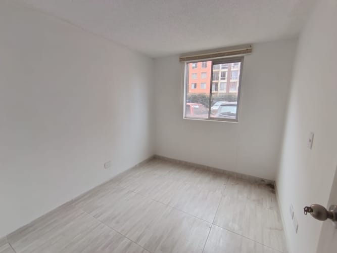Apartamento de 3 alcobas en arriendo en La Prosperidad, Madrid, 57 m² · foto 10 de 21