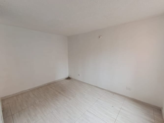 Apartamento de 3 alcobas en arriendo en La Prosperidad, Madrid, 57 m² · foto 15 de 21