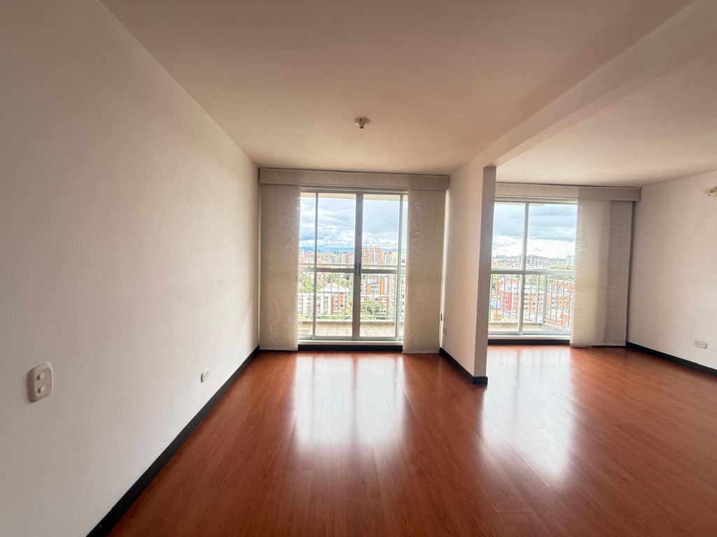 Apartamento en venta en Cedritos, Bogotá · foto 2 de 24