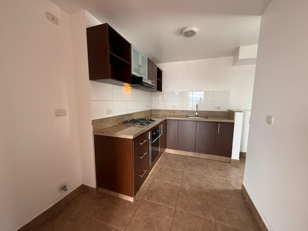 Apartamento en venta en Cedritos, Bogotá · foto 7 de 24