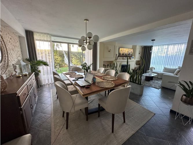 Casa de 4 alcobas en venta en Llano Grande, Rionegro, 340 m² · foto 13 de 24