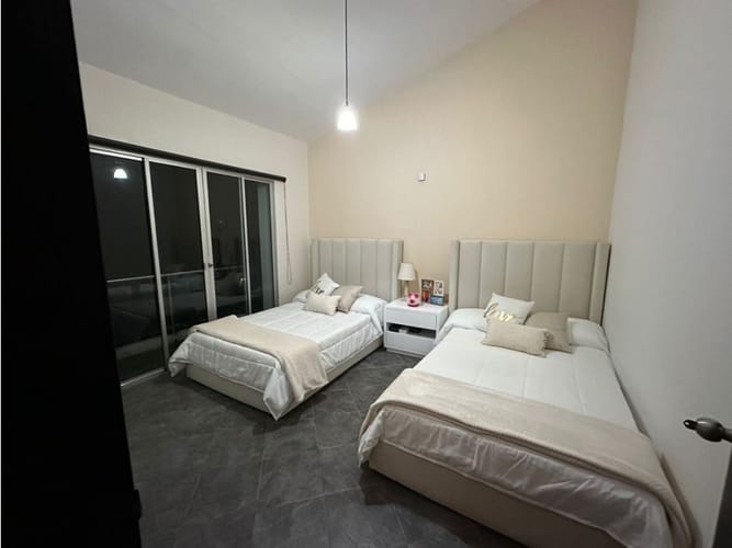 Casa de 4 alcobas en venta en Llano Grande, Rionegro, 340 m² · foto 17 de 24