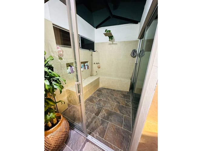 Casa de 4 alcobas en venta en Llano Grande, Rionegro, 340 m² · foto 19 de 24