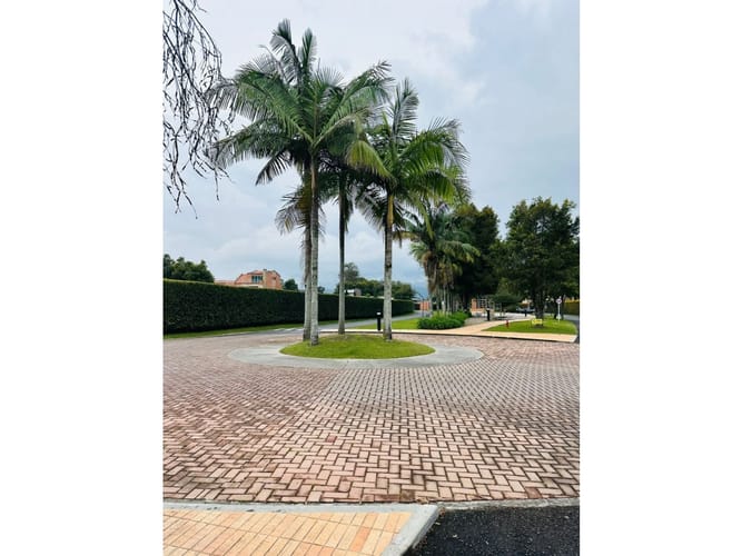 Casa de 4 alcobas en venta en Llano Grande, Rionegro, 340 m² · foto 24 de 24