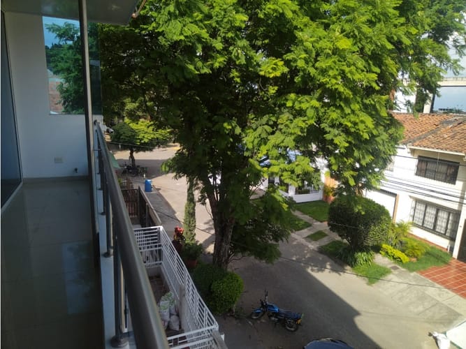 Casa de 6 alcobas en venta en Colseguros Andes, Cali, 390 m² · foto 4 de 24