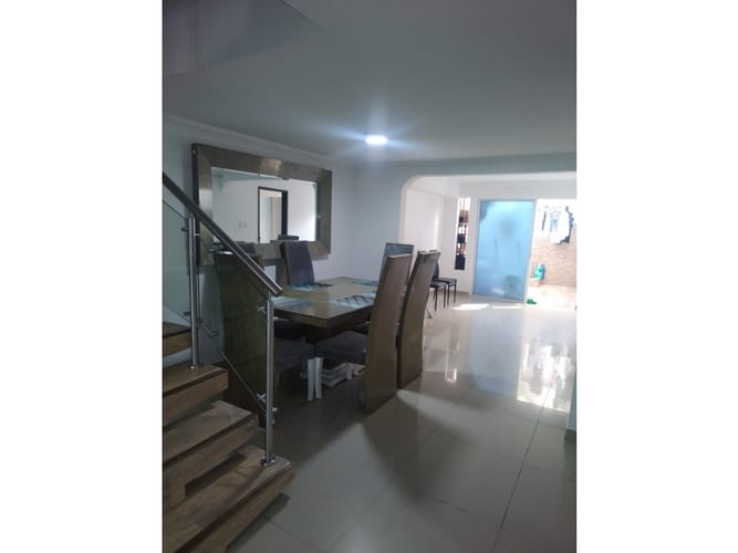 Casa de 6 alcobas en venta en Colseguros Andes, Cali, 390 m² · foto 5 de 24