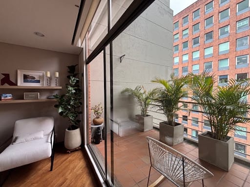 Apartamento de 1 alcoba en venta en Chico Norte, Bogotá, 73 m² · foto 5 de 23