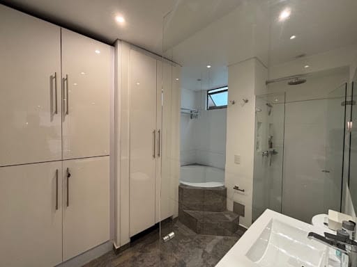 Apartamento de 1 alcoba en venta en Chico Norte, Bogotá, 73 m² · foto 22 de 23